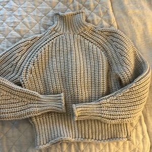 H&M mock neck sweater, size S